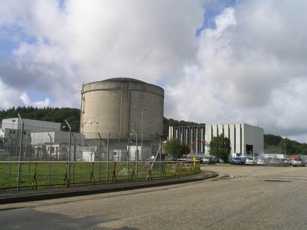 <i class='fa fa-lock' aria-hidden='true'></i> Le démantèlement total et final de l’unique réacteur nucléaire installé en Bretagne, celui de Brennilis, va enfin commencer