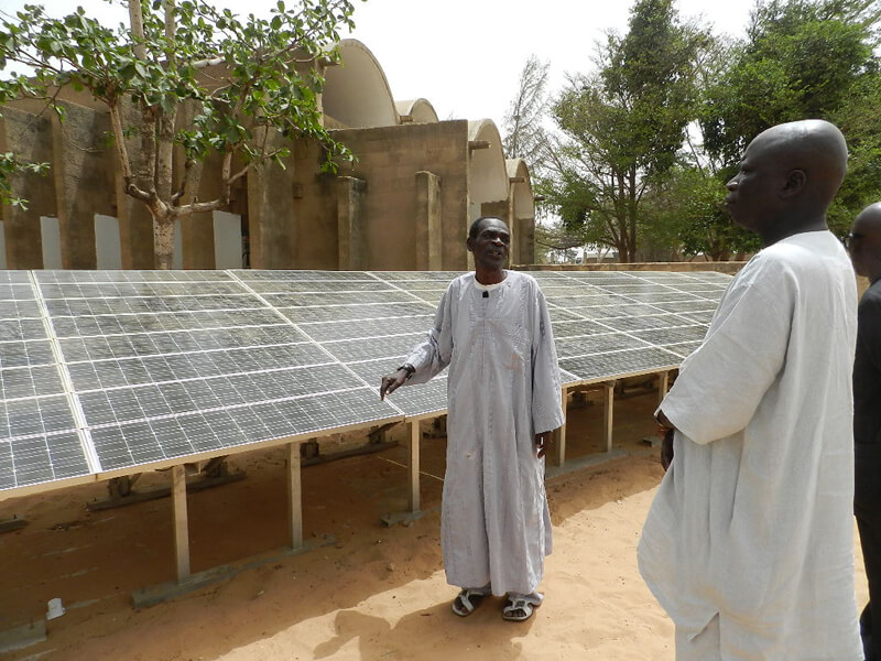 Comment électrifier l’Afrique à bas coûts et bas carbone?